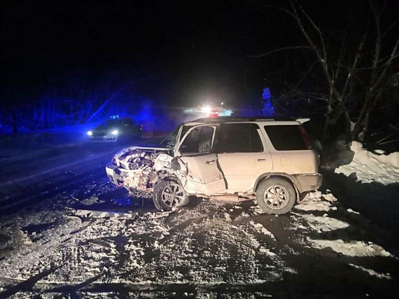 Происшествия, Томские новости, авария ДТП врезались пострадали сводка происшествий аварии жесть Томска Водитель пострадал при столкновении встречных автомобилей на Коларовском тракте в Томске
