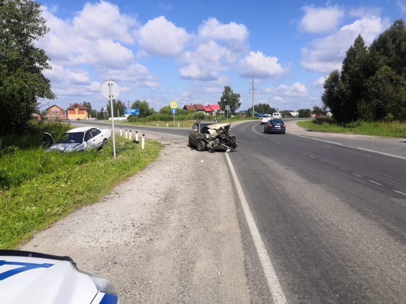 Происшествия, Томские новости, авария дтп сводка происшествий жесть Томска врезались пострадали Kia Rio и Nissan Sunny столкнулись в томском поселке