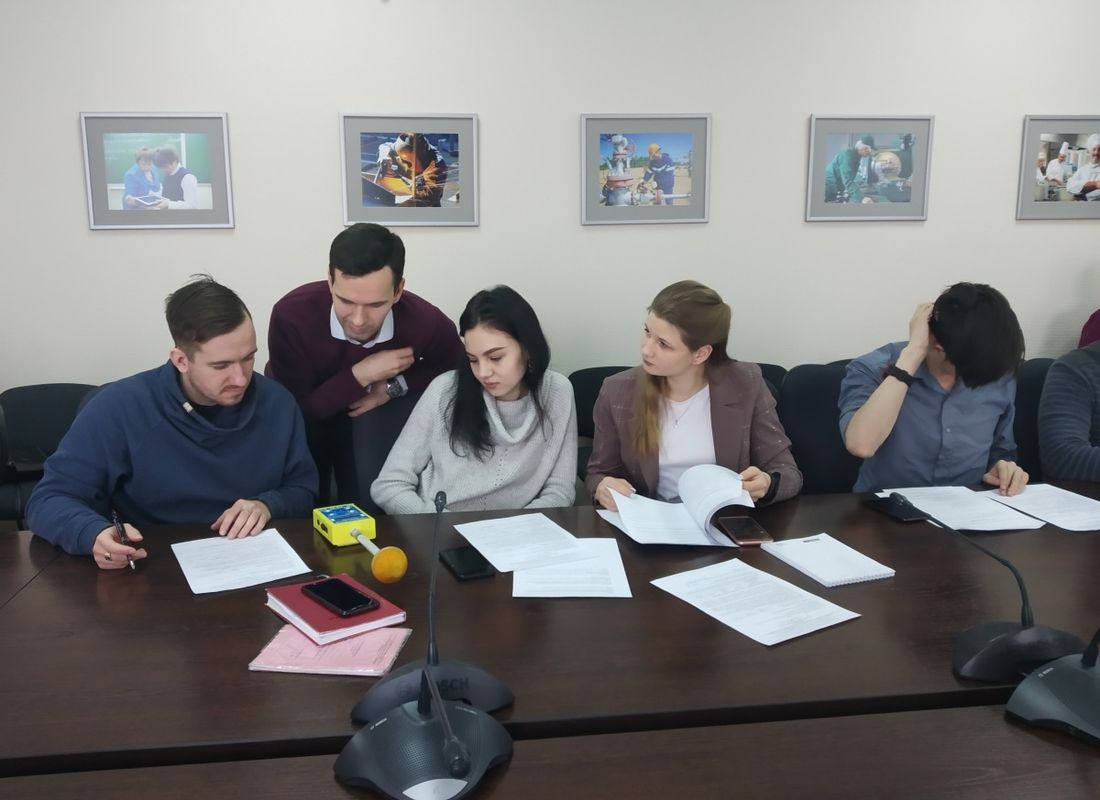 Работа, Работа в Томске, Томские новости, департамент труда взаимодействие Представители департамента труда и занятости помогли студентам ТУСУРа оценить опасные условия труда