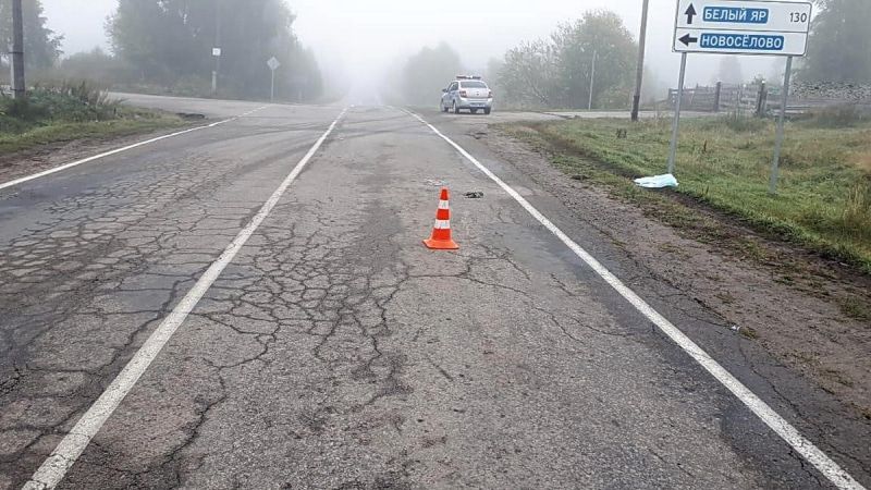 Происшествия, Томские новости, авария дтп врезались пострадали сводка происшествий дорожная обстановка В Томской области неизвестный насмерть сбил пешехода, сидящего на краю дороги