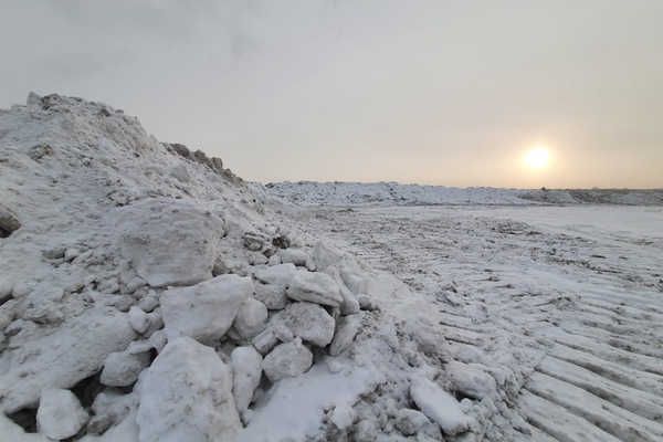 Город, ЖКХ, Томские новости, экран снег снегоуборочная техника экран снег На одном из томских полигонов появился «экран», защищающий от шума снегоуборочной техники