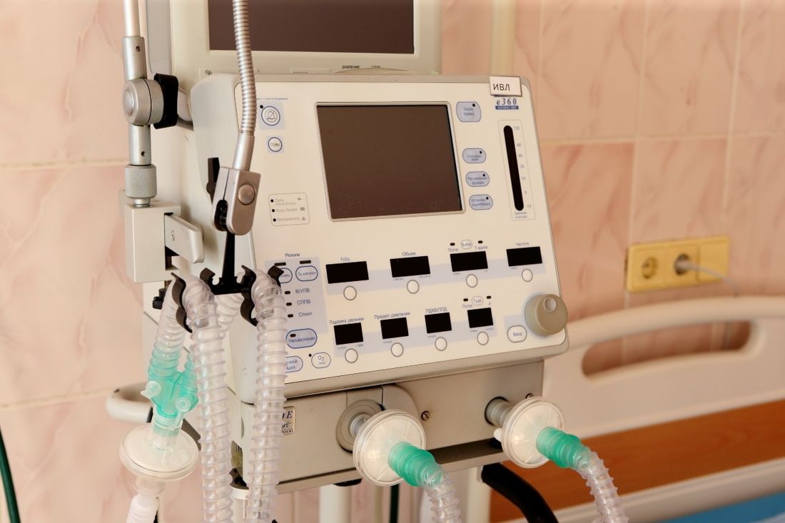 Коронавирус (Covid-19), Томские новости, ИВЛ вентилляция легкий жизнеобеспечение болезнь заразились коронавирус COVID В Томской области один из заболевших коронавирусом подключен к аппарату ИВЛ