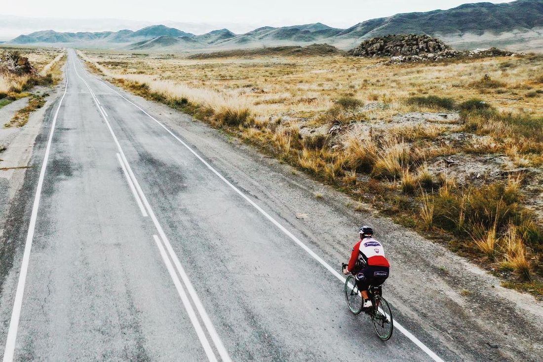 Спорт, Томские новости, Томские путешественники, саянское кольцо путешественник велогонка Ковальчук Томский велопутешественник за рекордное время преодолел 1 200 км по Саянскому кольцу