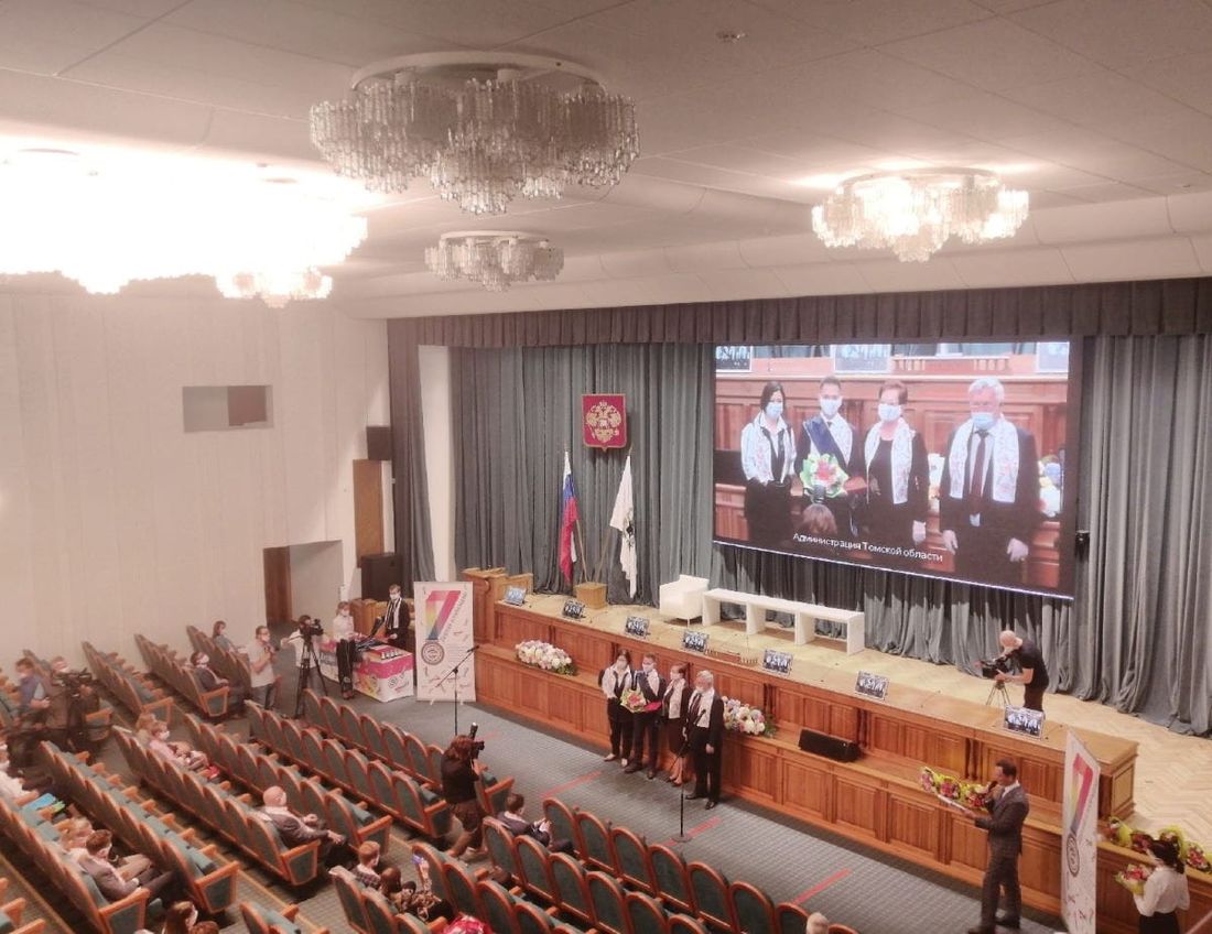 ЗД ТО, Томские новости, молодые дарования награда ученые награды конкурсанты В Томске наградили победителей конкурса Законодательной Думы в номинации «Молодые дарования»