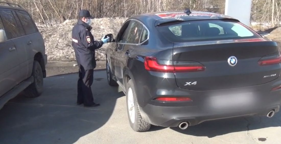 Коронавирус (Covid-19), Происшествия, Томские новости, наказание карантин пресекли пересечение границы эпидемия пандемия Томские полицейские остановили нарушительницу карантина