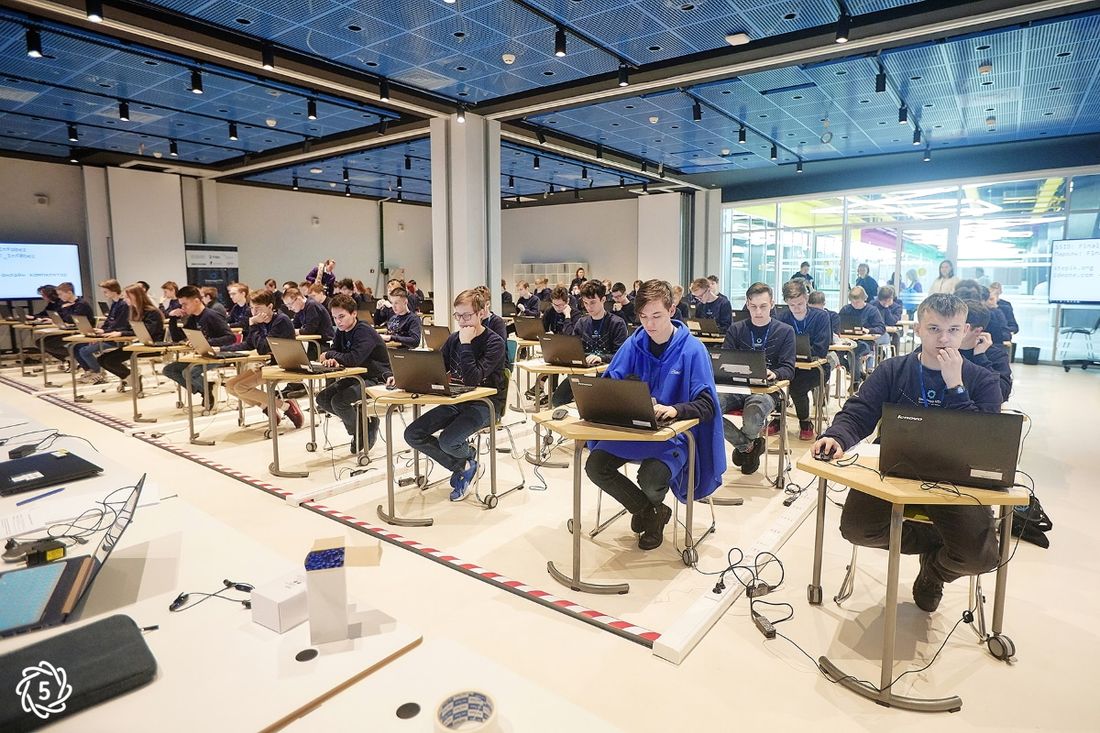 Ростелеком, Томские новости, Ростелеком олимпиада навыки хакеры атака информационная безопасность Финалисты олимпиады Кружкового движения НТИ отразили хакерскую атаку на умный дом