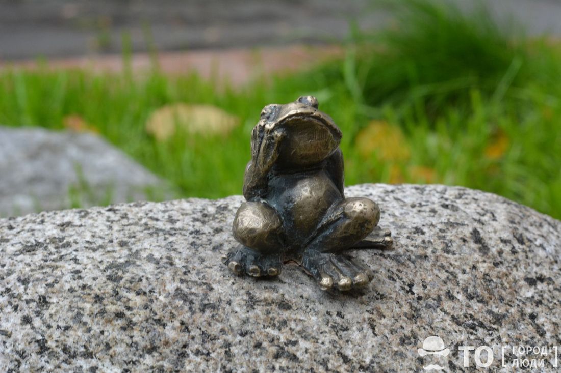 Памятники, Томские новости, лягушка-путешественница географическое общество томские памятники В Томске отметили юбилей памятника «Лягушке-путешественнице»
