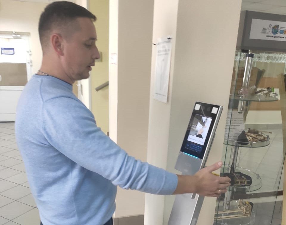 Ростелеком, Томские новости, тепловизор пандемия эпидемия «Ростелеком» в Томске установил тепловизоры в учебных корпусах ТУСУРа