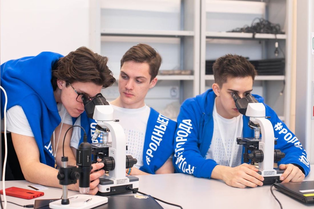 Газпромнефть-Восток, Томские новости, умножая таланты конкурсы для молодежи социальная сфера поддержка одаренной молодежи конкурсы для шко Стартовал шестой интеллектуальный турнир для старшеклассников «Умножая таланты»