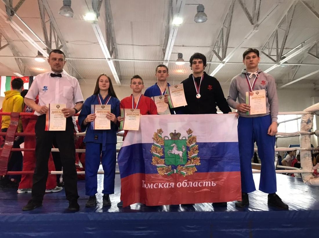 Спорт, Спорт в Томске, Томские новости, спорт бой универсальный бой выиграли томский спорт единоборства Томские спортсмены привезли пять медалей с первенства России по универсальному бою