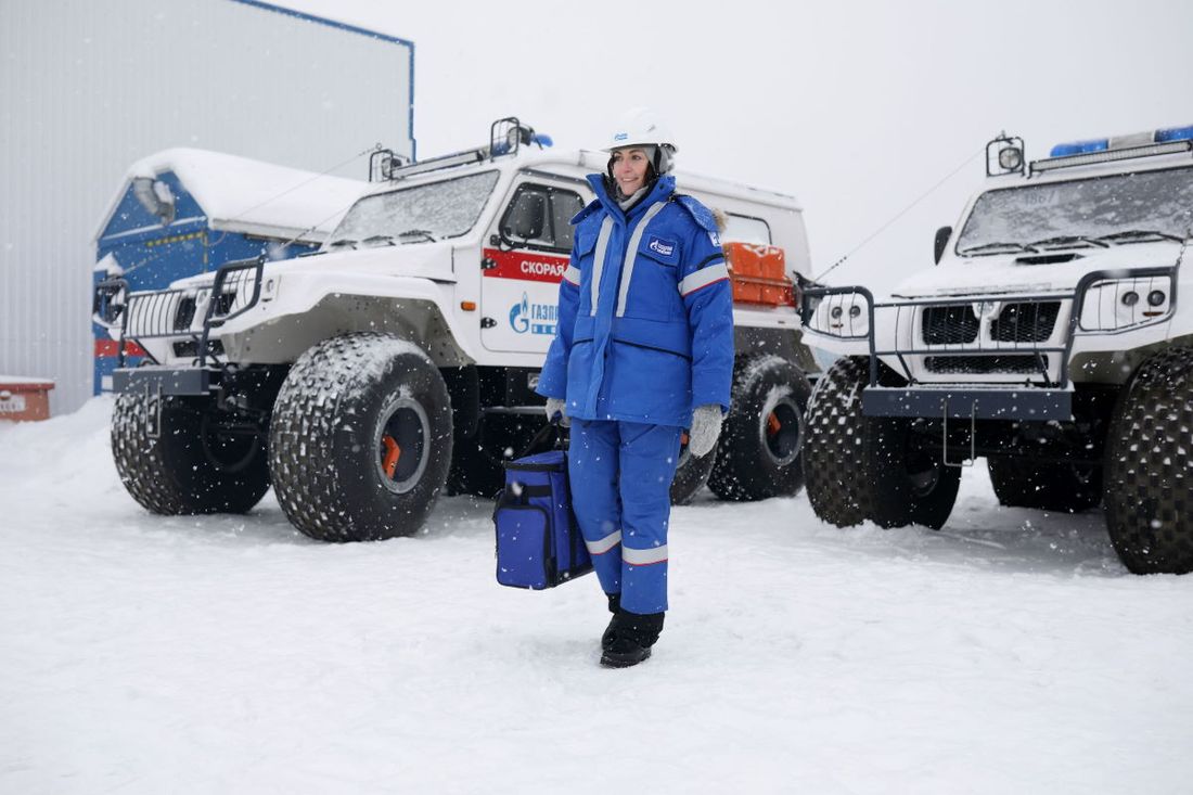 Газпромнефть-Восток, Томские новости, история месторождение удаленные месторождение вездеходы скорая помощь Медицинские вездеходы заступили на дежурство на удаленных месторождениях Томской области