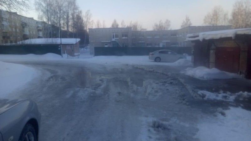 ЖКХ, Происшествия, Томские новости, отключение воды без воды отключение порыв авария на водопроводе В Томске подтопило гаражи на ул.Говорова