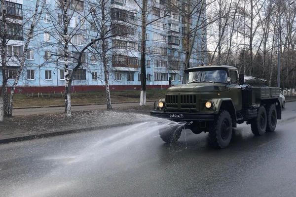 Коронавирус (Covid-19), Томские новости, коронавирус эпидемия пандемия борьба с вирусом Для дезинфекции жилых микрорайонов Томска привлекли военную спецтехнику
