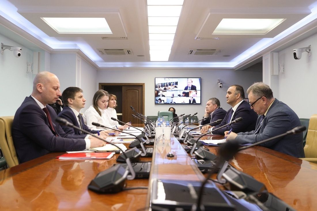 Путешествия, Томские новости, совет федерации круглый стол туристический маршрут золотое кольцо путешествия Томичи презентовали проект туристического маршрута «Золотое кольцо Сибири» в Совете Федерации