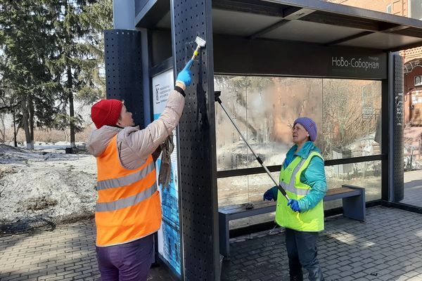 Городское благоустройство, Томские новости, остановка остановочный комплекс мытье уборка приводят в порядок В Томске начали мыть остановки