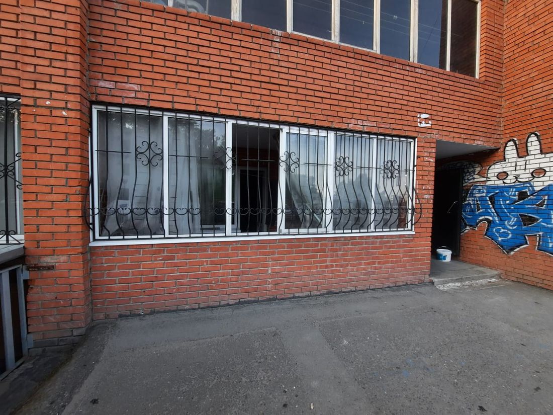 Происшествия, Томские новости, учебная пожар дом горит квартира загорелись балкон сводка происшествий жесть Томска Утром в Томске пожарные спасли мужчину из горящего дома