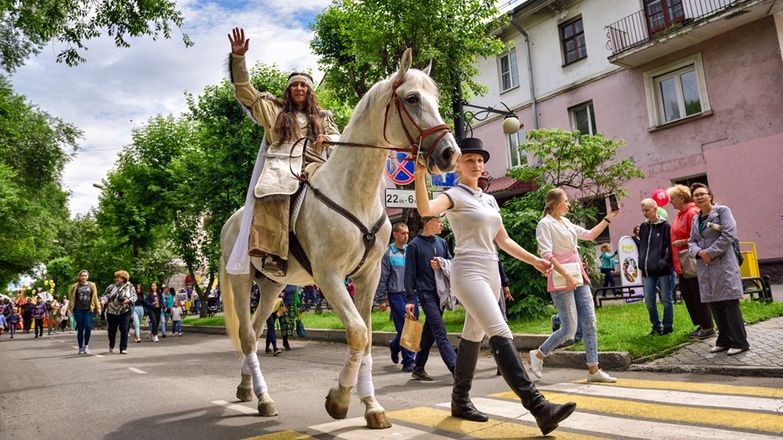 Томский Обзор, новости, Мировые новости коронавирус культура этника фестиваль мероприятия куда сходить ограничения коронавирус Уличная программа театрального фестиваля «Чир Чайаан» отменена
