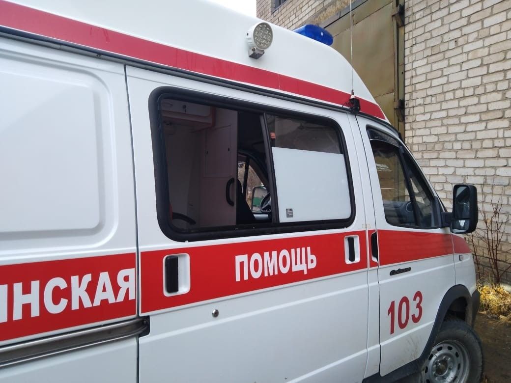 Происшествия, Томские новости, выпал из окна выпрыгнул происшествия жесть Томска Северска падение происшествия сводка происшествия Северского подростка госпитализировали после прыжка из окна школы