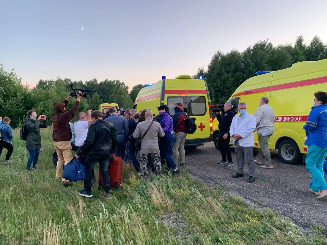 Происшествия, Томские новости, посадка жесткая посадка авария сводка происшествий пострадавшие Пилот и пассажирка госпитализированы после аварийной посадки самолета в Томской области