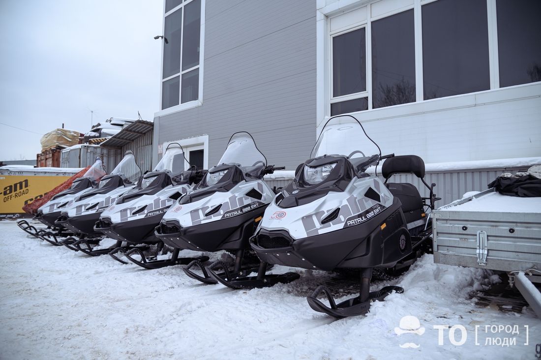 Природа, Томские новости, снегоходы спецтехника образование специалисты защита природы васюган гринпис Госинспекторы заповедника «Васюганский» получили 5 новых снегоходов
