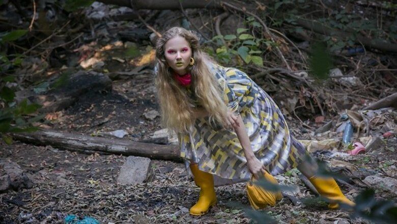 Томский Обзор, новости, Мировые новости фотосессия мусор дом складывали гражданский патруль экология Дизайнер одежды из Новосибирска провела фотосессию на свалке