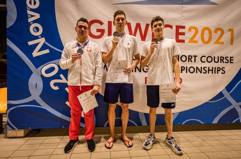 Спорт, Спорт в Томске, Томские новости, спорт выиграли спорт глухих плавание в чемпионат мира Северчанин завоевал медали на чемпионате мира по плаванию среди глухих