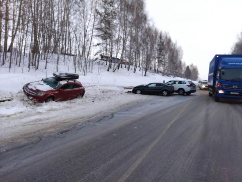 Происшествия, Томские новости, авария ДТП врезались пострадали сводка происшествий жесть Томска дорожная обстановка Утром в Томске столкнулись три иномарки