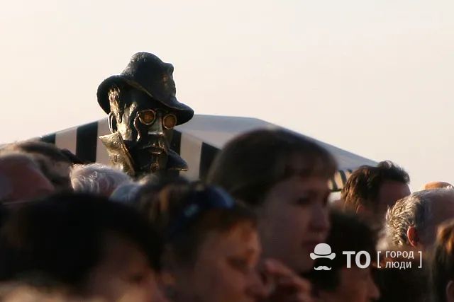 Дороги, Праздники, Томские новости, ограничение движения Чеховские пятницы проезд набережная безопасность праздники В центре Томска ограничат движение на время проведения «Чеховских пятниц»