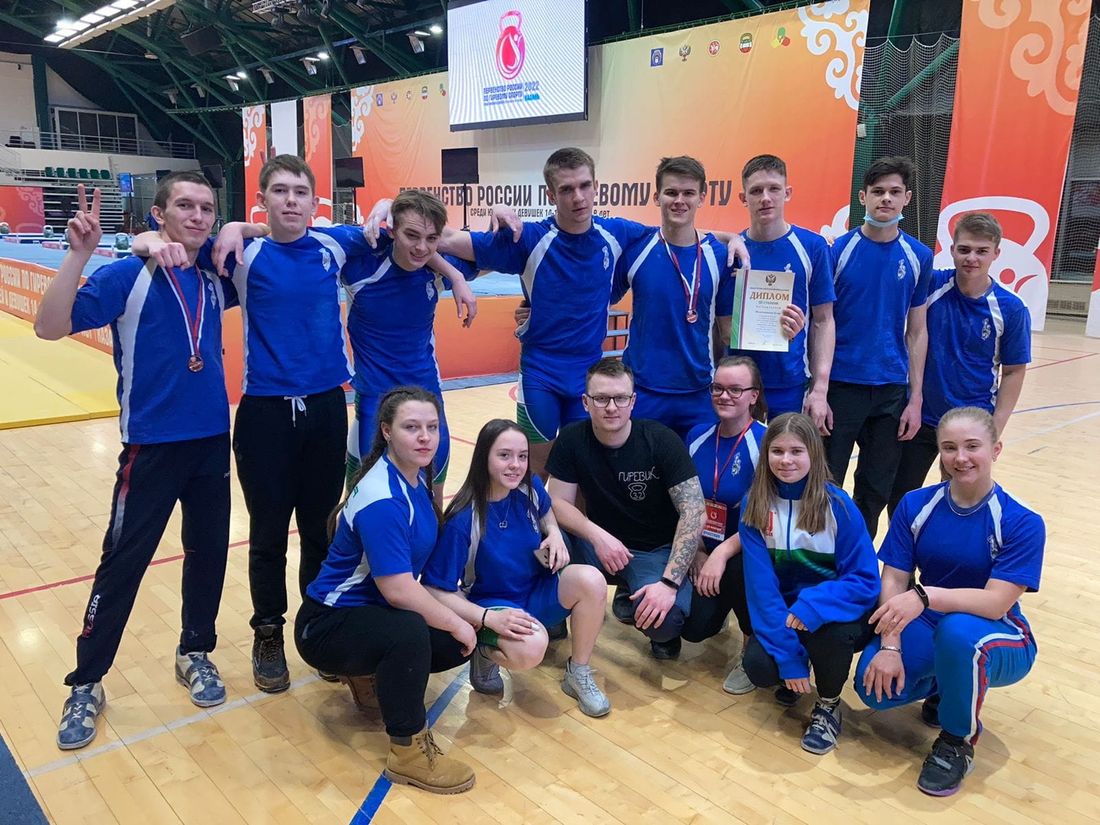 Спорт, Спорт в Томске, Томские новости, спорт гиревой спорт гиревики выиграли турнир чемпионат Томские гиревики завоевали 7 медалей на юношеском первенстве России