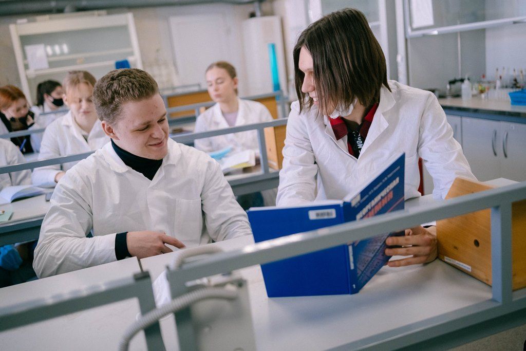 Образование и наука, ТГУ, Томские новости, химфак ТГУ образование вуз обучение цифровые химики Томский госуниверситет займется подготовкой «цифровых» химиков