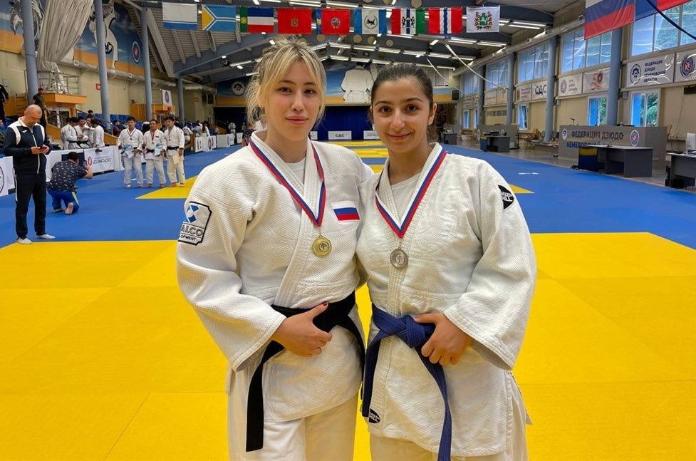 Спорт, Спорт в Томске, Томские новости, турнир спорт соревнования томск дзюдо единоборства выиграли состязания томский спорт Томские дзюдоистки привезли «золото» и «серебро» чемпионата Сибири