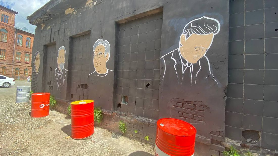 Архитектура и дизайн, Городское благоустройство, Томские новости, архитекторы портреты общественные пространства развитие креативные индустрии В томском «Месте силы креативных индустрий» появились портреты известных архитекторов