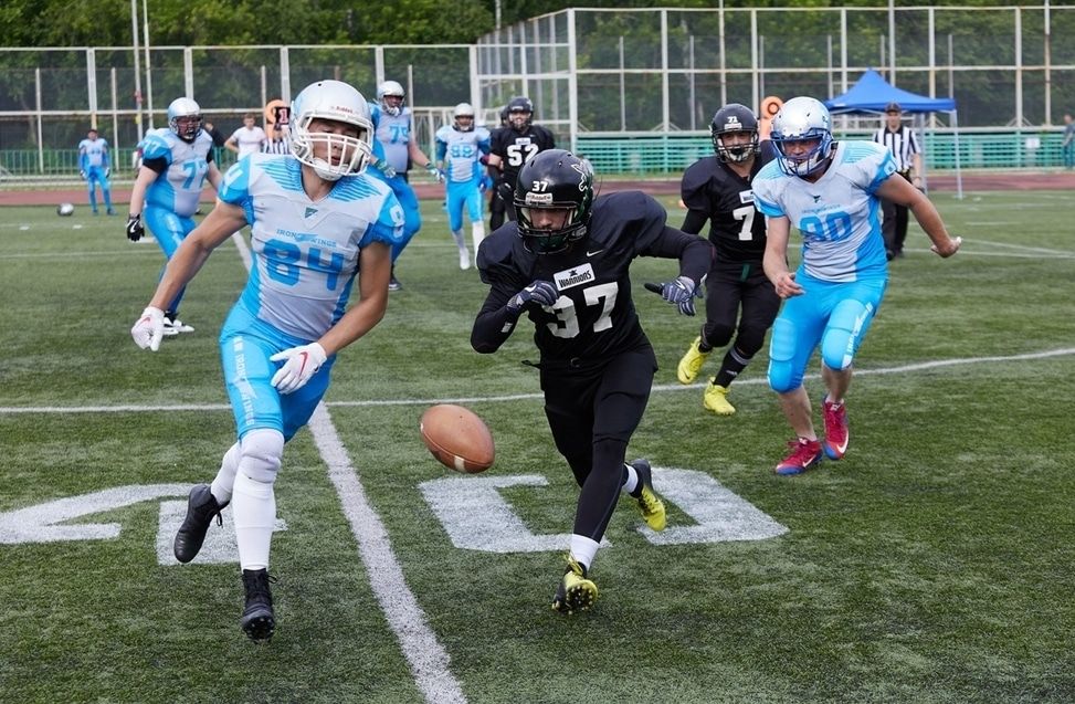 Спорт, Спорт в Томске, Томские новости, политех турнир матч соревнования регби американский футбол Томские «Воины» победили новосибирские «Железные крылья»