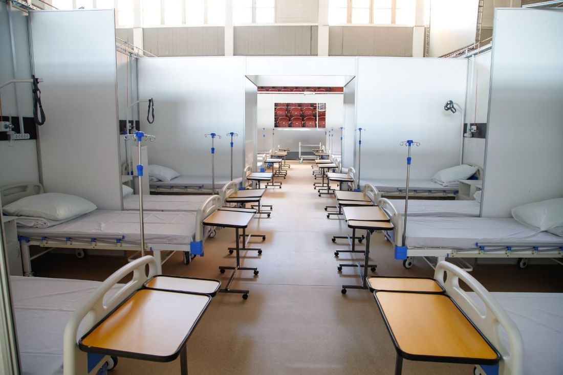 Коронавирус (Covid-19), Томские новости, коронавирус госпиталь дворец спорта пандемия эпидемия сводка В Томске завершает работу респираторный госпиталь во Дворце спорта