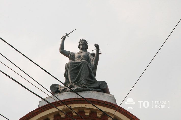 Криминал, Томские новости, УФСБ миграция нелегалы незаконная миграция запрещенная деятельность Директора томского медцентра подозревают в организации канала незаконной миграции в Россию