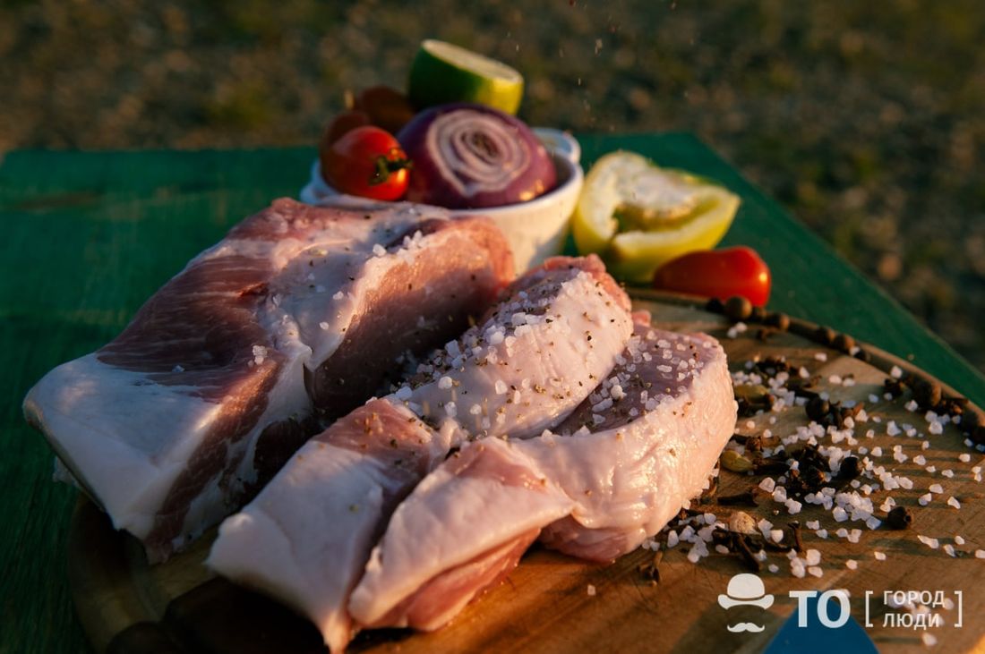 Еда, Томские новости, Экономика и финансы, экспорт свинина товары продуктовая безопасность интересные новости Томска Томская область втрое нарастила экспорт свинины в Монголию