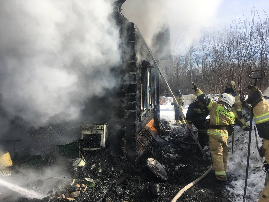 Происшествия, Томские новости, пожар горит огонь сводка происшествий жесть Томска Пожилая женщина пострадала при пожаре в томском поселке