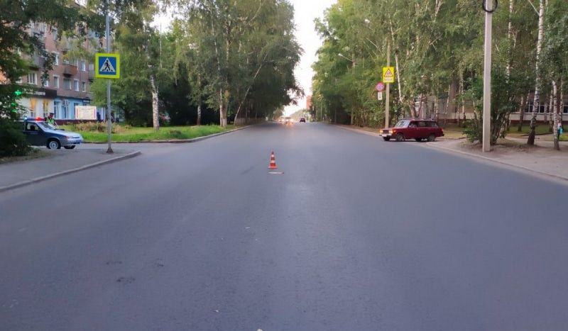 Происшествия, Томские новости, аварии происшествия ДТП в Томскке дорожная обстановка Пешеход и велосипедист попали под колеса авто пенсионеров в Томске