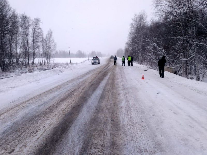 Происшествия, Томские новости, авария ДТП врезались пострадали ГАС столкновение Женщина-водитель пострадала при столкновении иномарки и ГАСа в Томской области