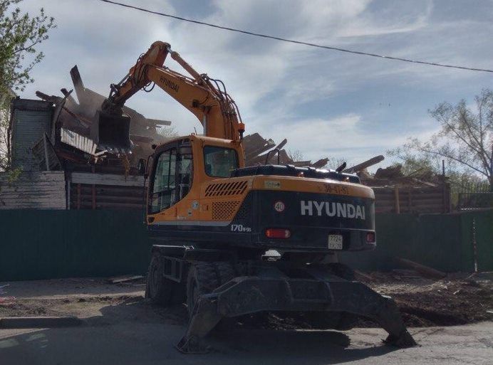 Судебные дела, Томские новости, снос постройки ларьки благоустойство На Елизаровых в Томске сносят незаконные объекты