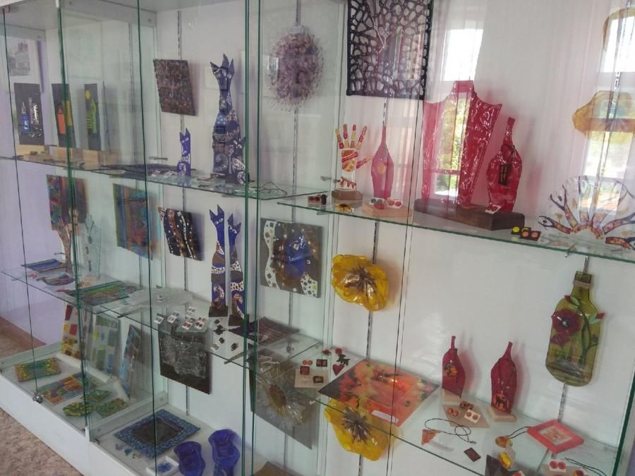 Афиша Томска, Культура в Томске, Томские новости, Выставка акварелей и изделий из стекла открылась в Томске