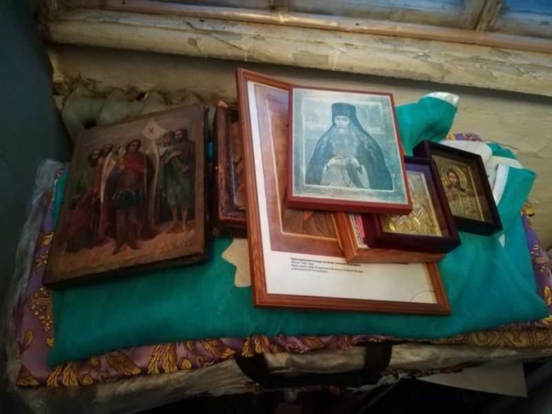 Происшествия, Томские новости, Мужчина пытался ограбить храм в Томской области