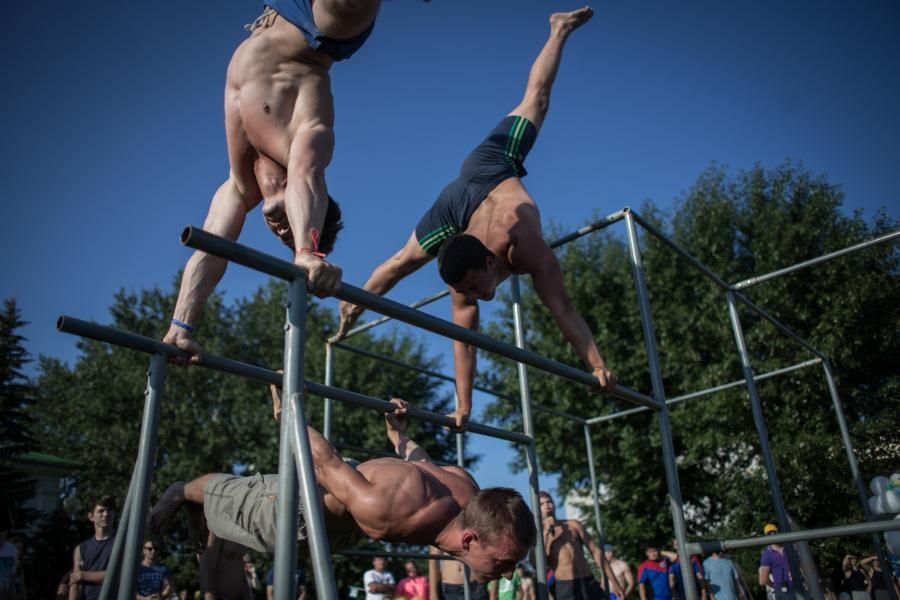 Городское благоустройство, Спорт в Томске, Томские новости, На стадионе «Кедр» в Томск монтируют спортивные комплексы