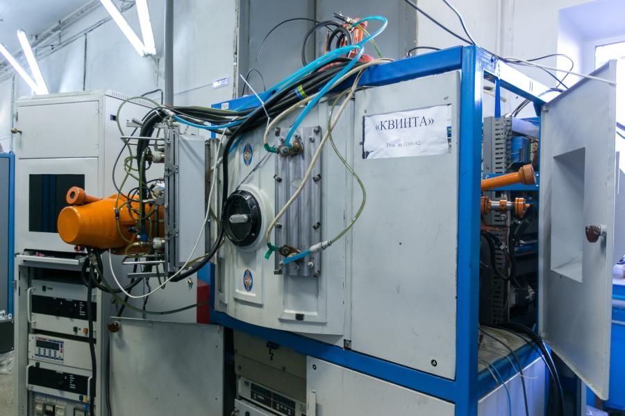 Образование и наука, Томские новости, Томские ученые собрали прибор для улучшения поверхностей металлов