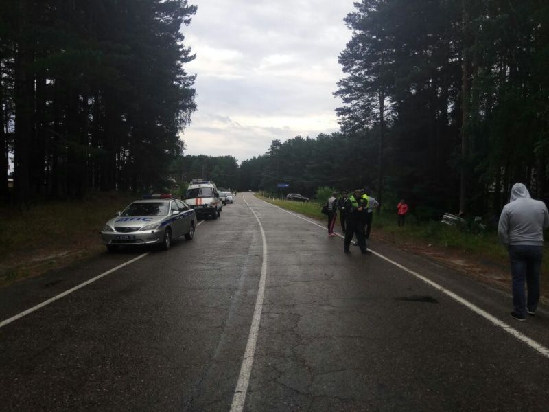 Происшествия, Томские новости, погибли умерли разбился пострадал в аварии сводка происшествий «ВАЗ» врезался в дерево в Томском районе, двое погибли