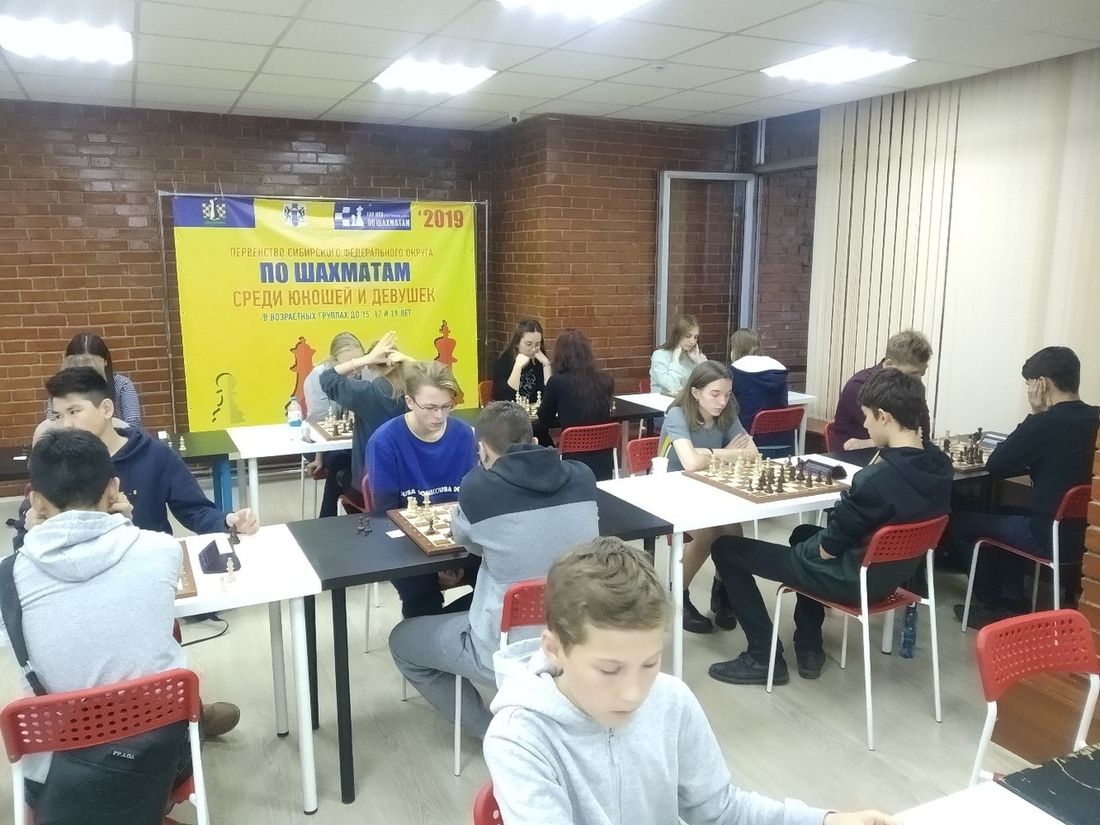 Спорт, Томские новости, соревнования состязания шахматисты томские спортсмены томские шахматы дети победили Томские шахматисты взяли «золото» и «бронзу» первенства Сибири