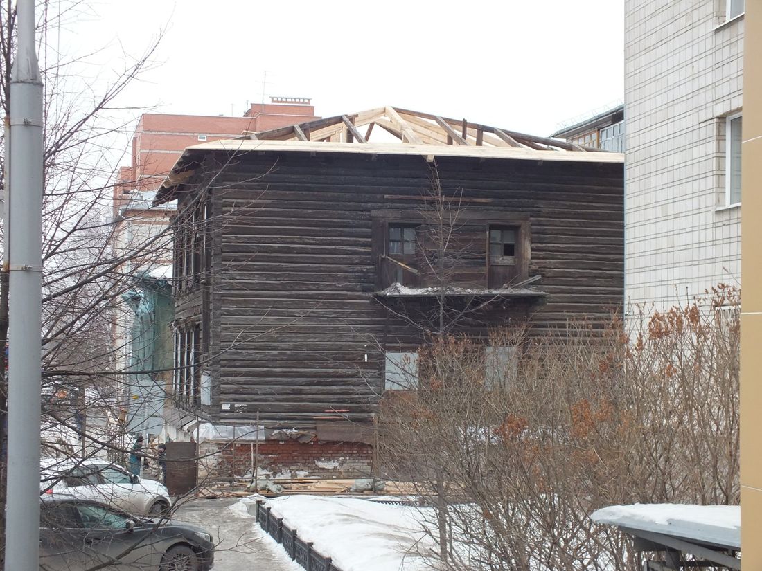 Деревянная архитектура, Томские новости, темар заболотный новости от читателей деревянный дом В «доме за рубль» на Савиных меняют крышу