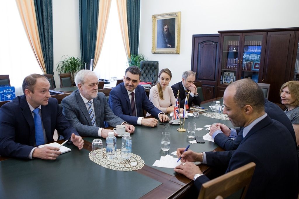 Образование и наука, ТГУ, Томские новости, образование ректор ТГУ Лоури биг дата big data лондон британия учеба за границей Томский госуниверситет запускает программу двойного диплома по Big Data