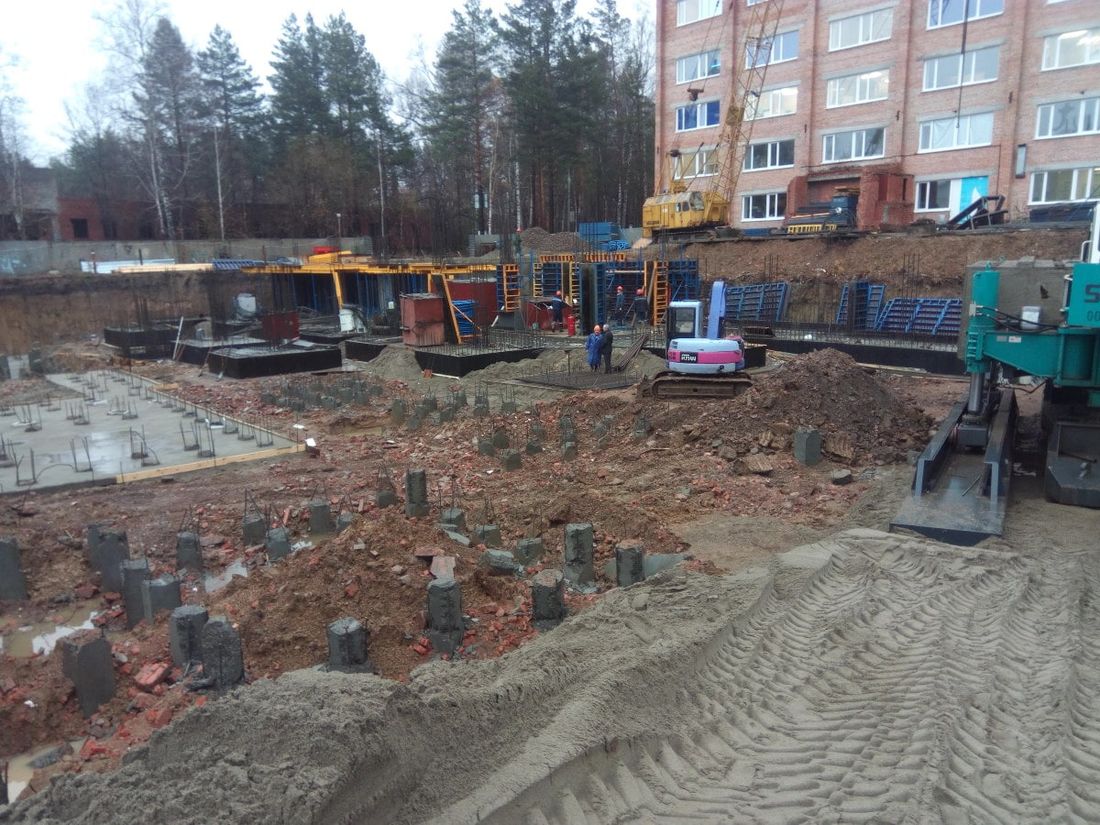 Медицина и здоровье, Недвижимость и строительство, Социальная сфера, Томские новости, онкодиспансер онкология лечение рака новый корпус новые больницы В Томске начали возводить фундамент будущего хирургического корпуса томского онкодиспансера