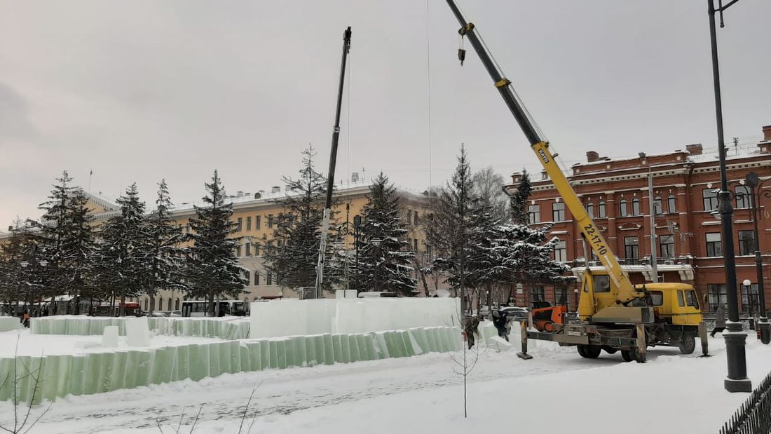 Ново-Cоборная, Новый год ❄, Томские новости, ледовая горка ново-соборная новый год в томске праздник в Томске новогоднее настроение работы на нов В Томске начался монтаж ледовой горки на Ново-Соборной